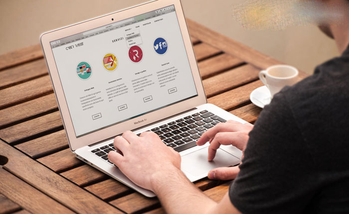 Cách Quản Trị Website Hiệu Quả: Bí Quyết Tối Ưu Hóa Hiệu Suất